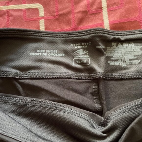 Athletic Wear Women’s Black Bike Shorts – NWT - size XL - Picture 2 of 5